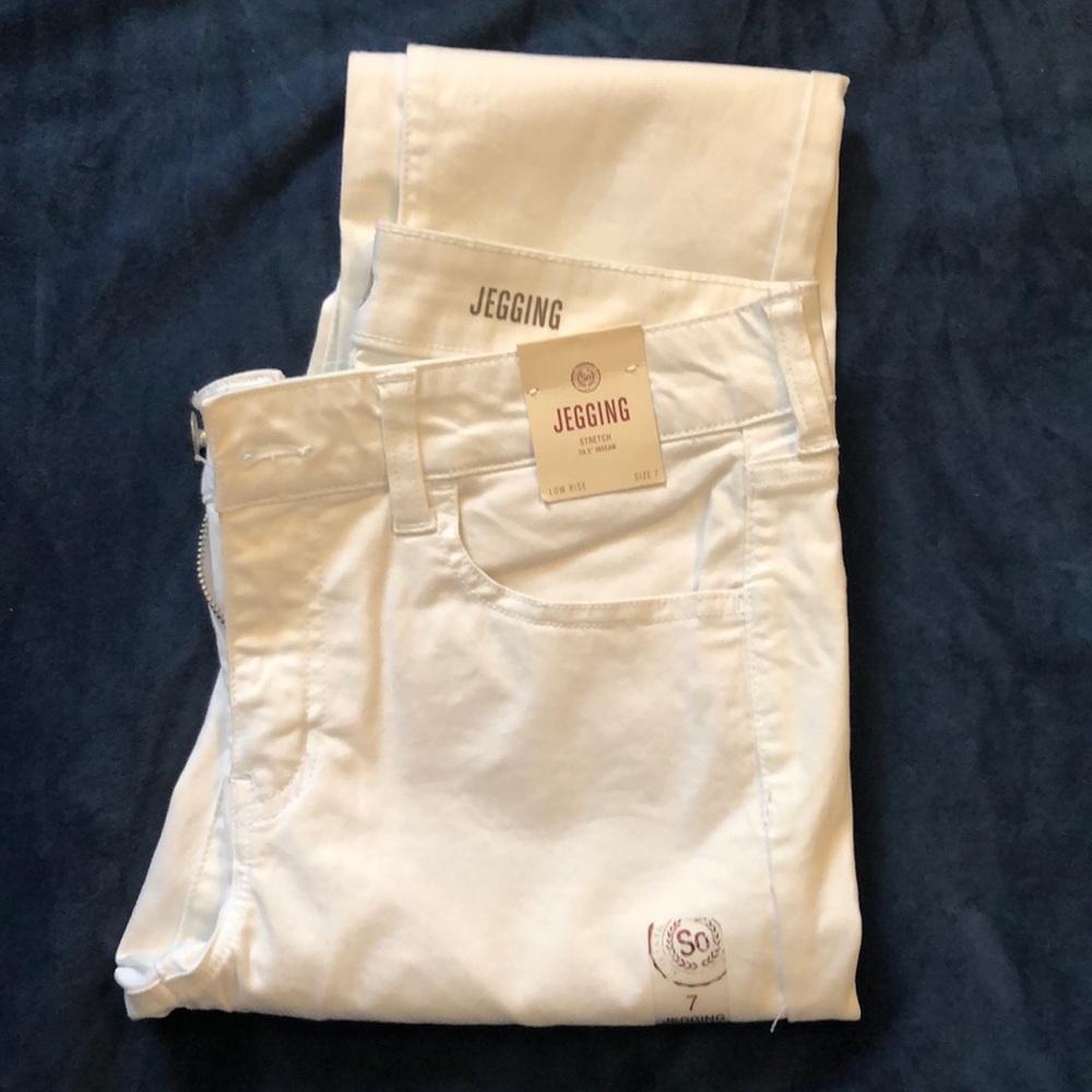 NWT SO Stretch Low Rise White Jegging Sz7 29.5 inseam - Picture 2 of 7